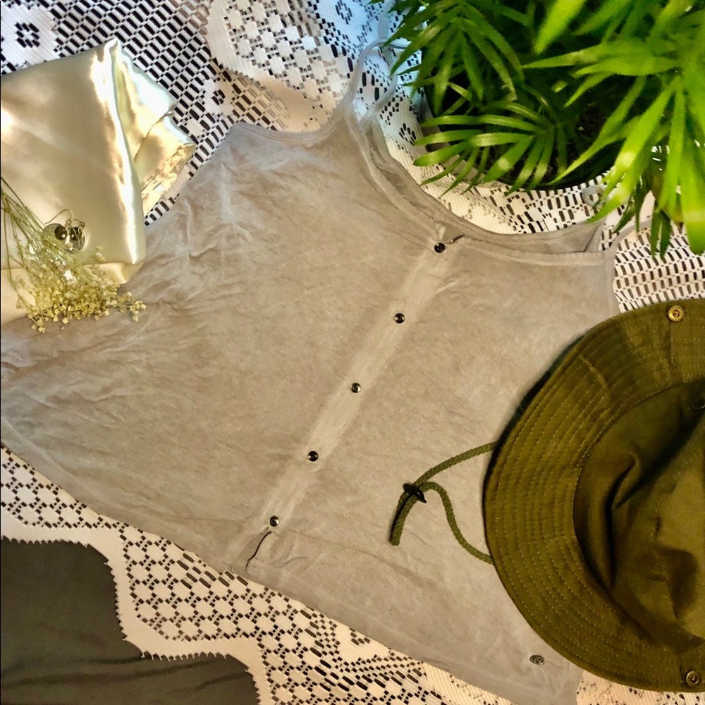 Stoned gray American Eagle spaghetti strap tank